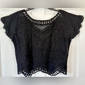 Aryn K Embroidered Beaded Cutout Top Size Medium